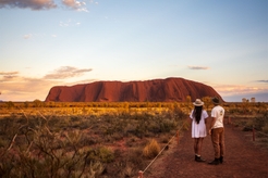 couple at uluru2